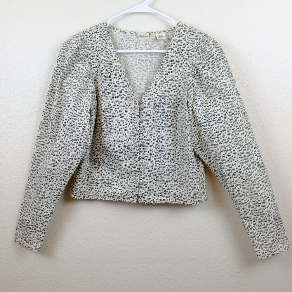 Levi's long sleeve button down blouse size medium